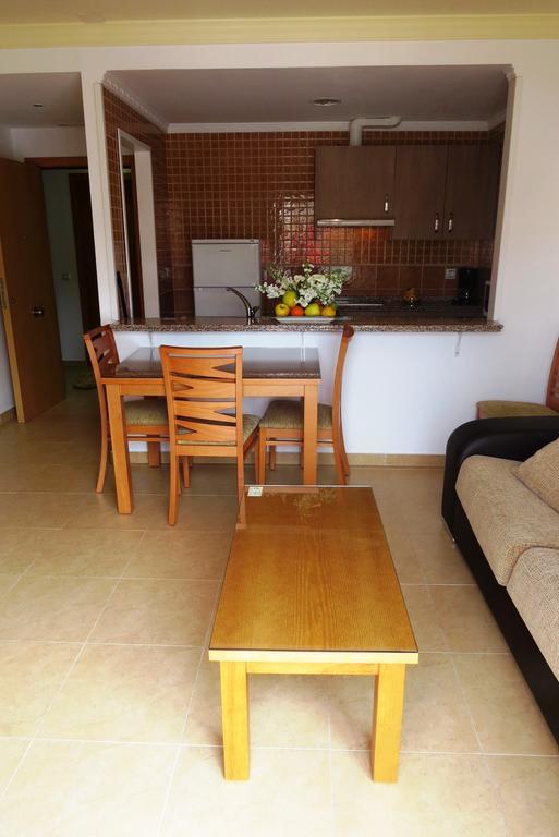 Apartamentos Turisticos Las Yucas Torre Del Mar Dış mekan fotoğraf