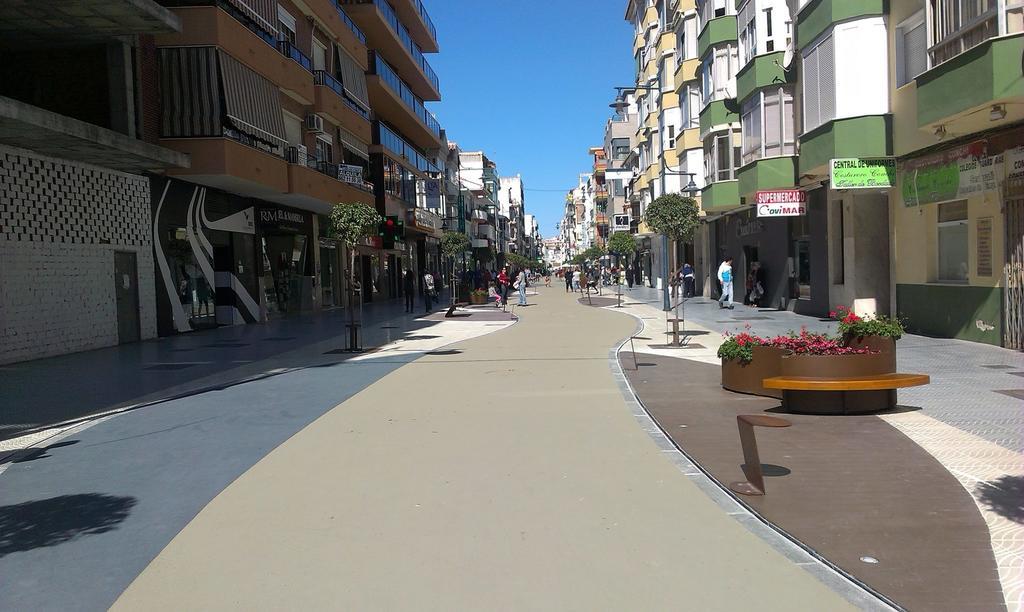 Apartamentos Turisticos Las Yucas Torre Del Mar Dış mekan fotoğraf